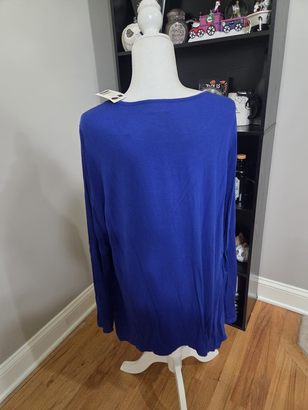 Kim Rogers Royal Blue Leopard-Texture Long Sleeve Scoop Neck Top - Picture 3 of 3